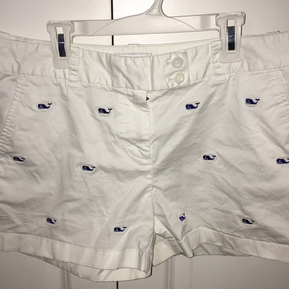 Vineyard vines shorts! SO CUTE
